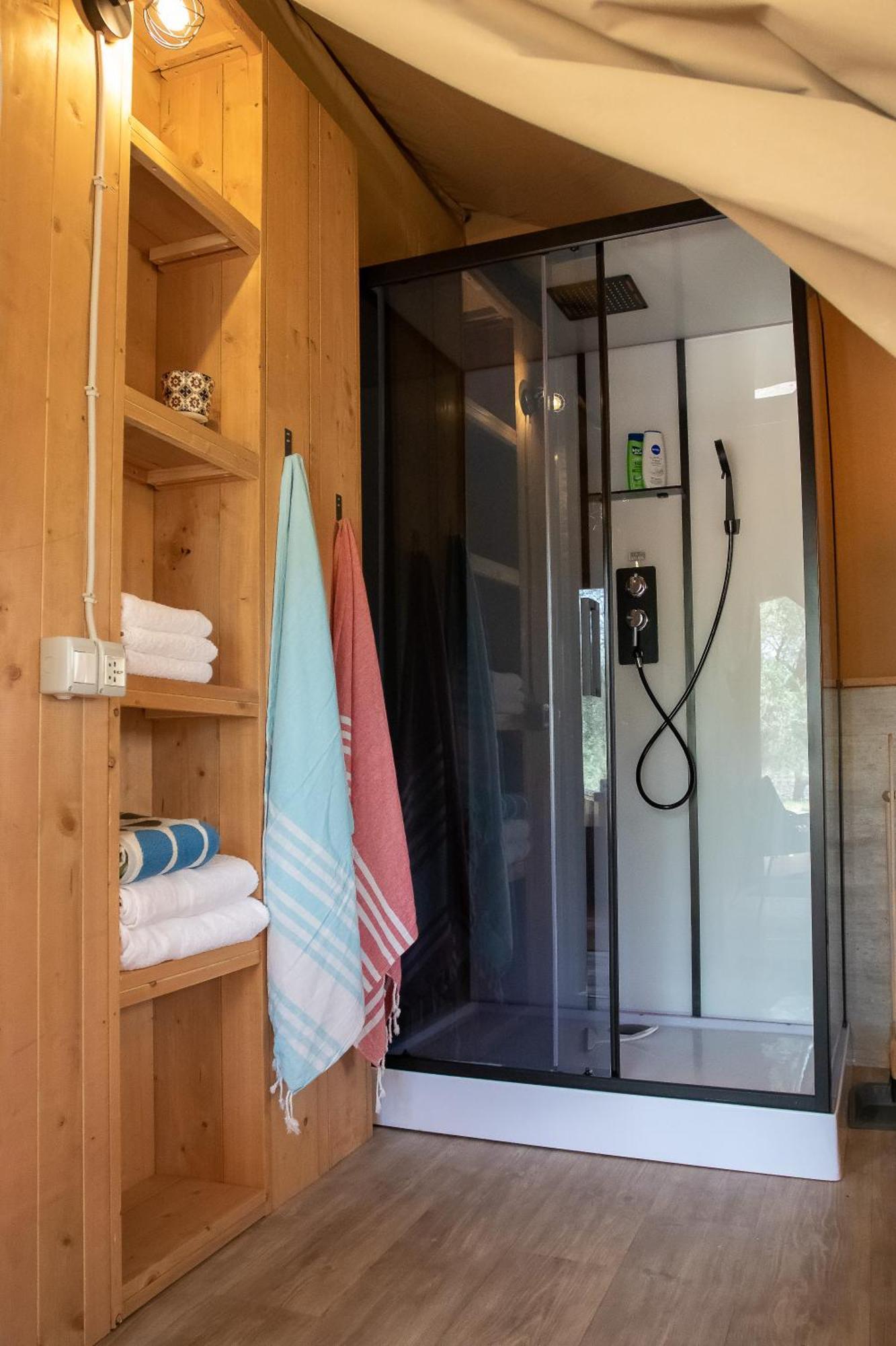 Domus Olea Glamping Hotel Ceglie Messapica Exterior foto