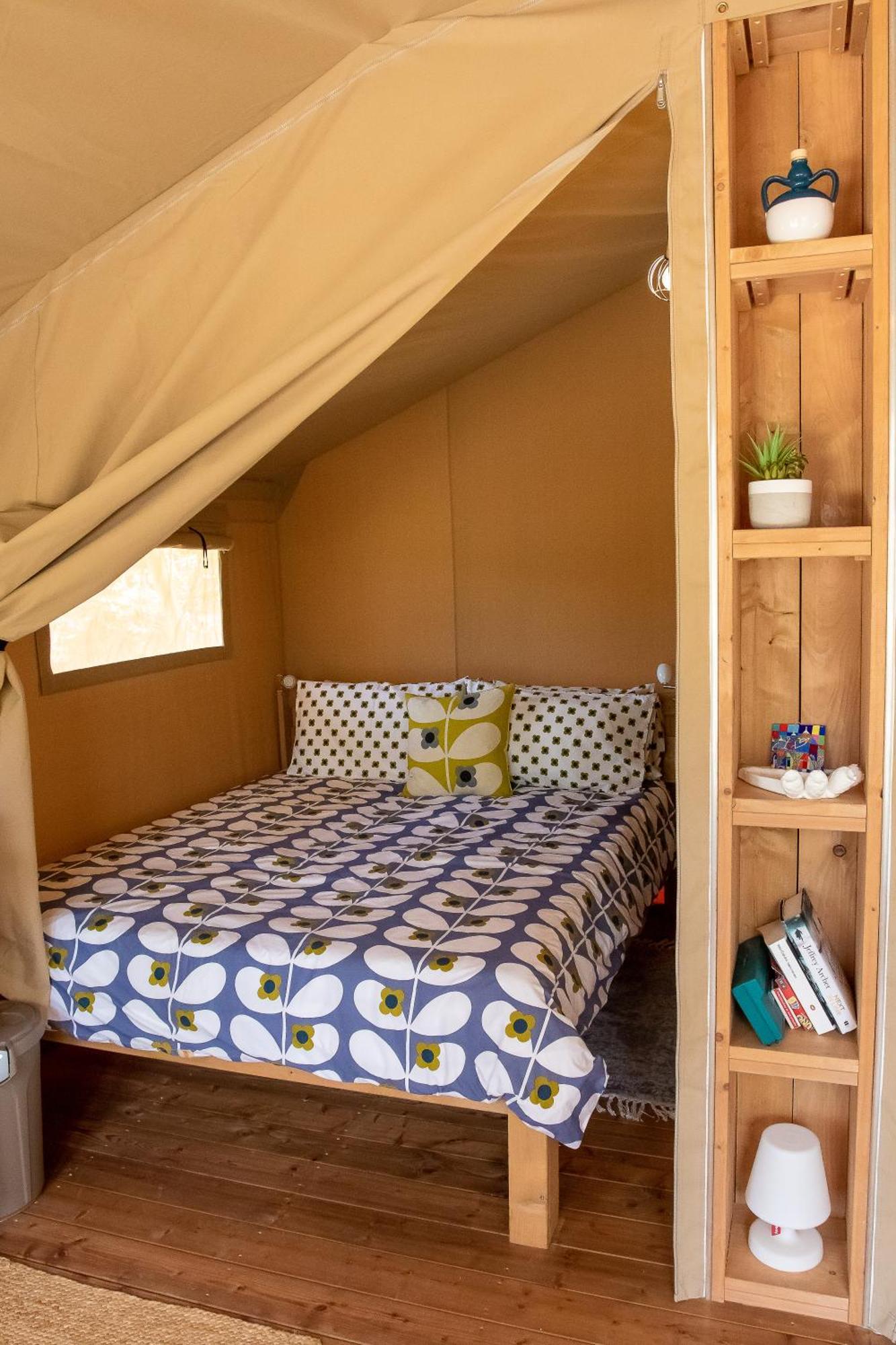 Domus Olea Glamping Hotel Ceglie Messapica Exterior foto