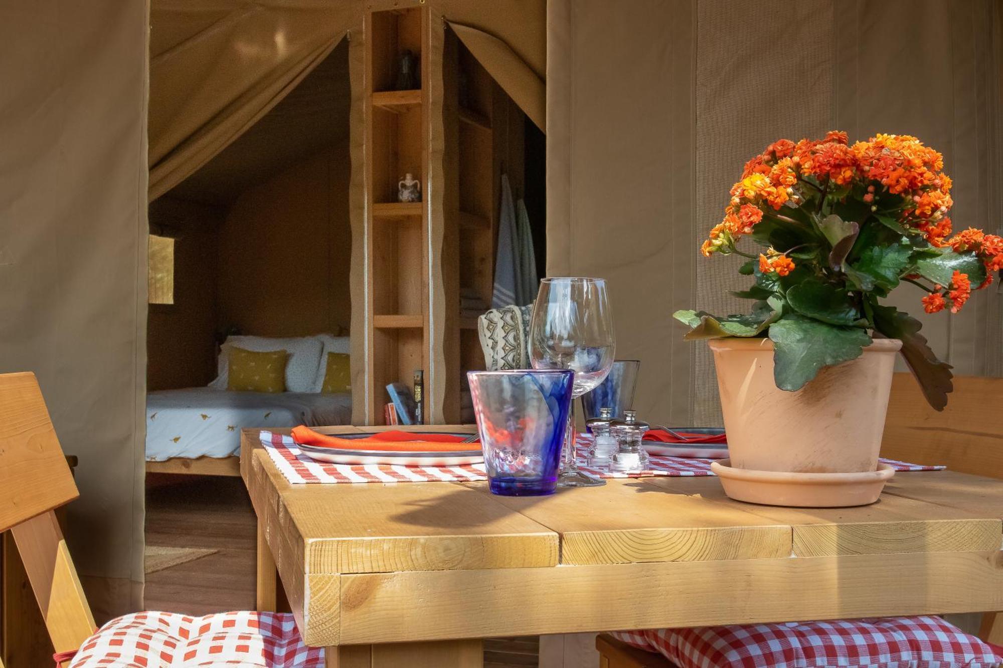 Domus Olea Glamping Hotel Ceglie Messapica Exterior foto