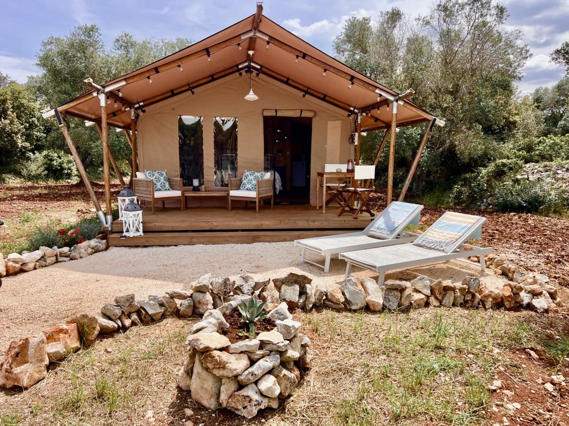 Domus Olea Glamping Hotel Ceglie Messapica Exterior foto